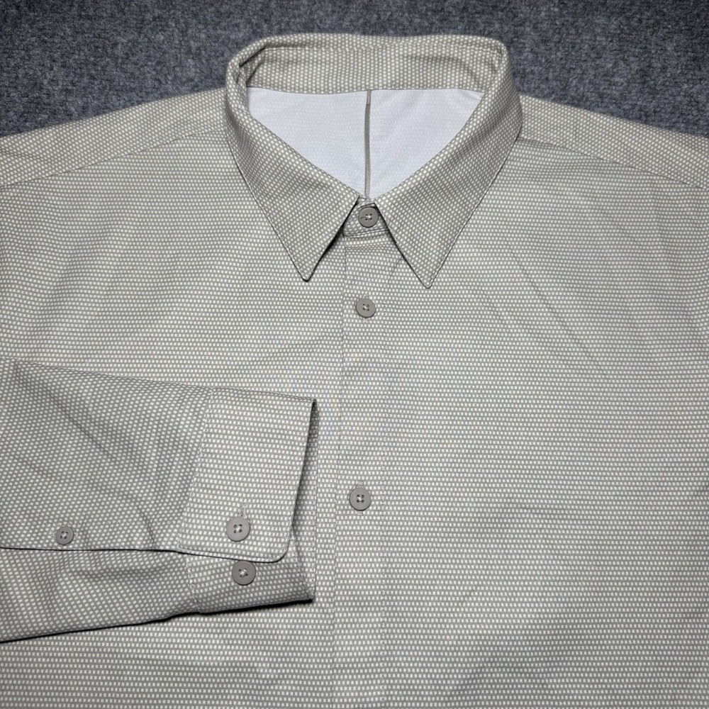 Lululemon New Venture Button Up Shirt Men XL Performance Tech Brown Geometric
